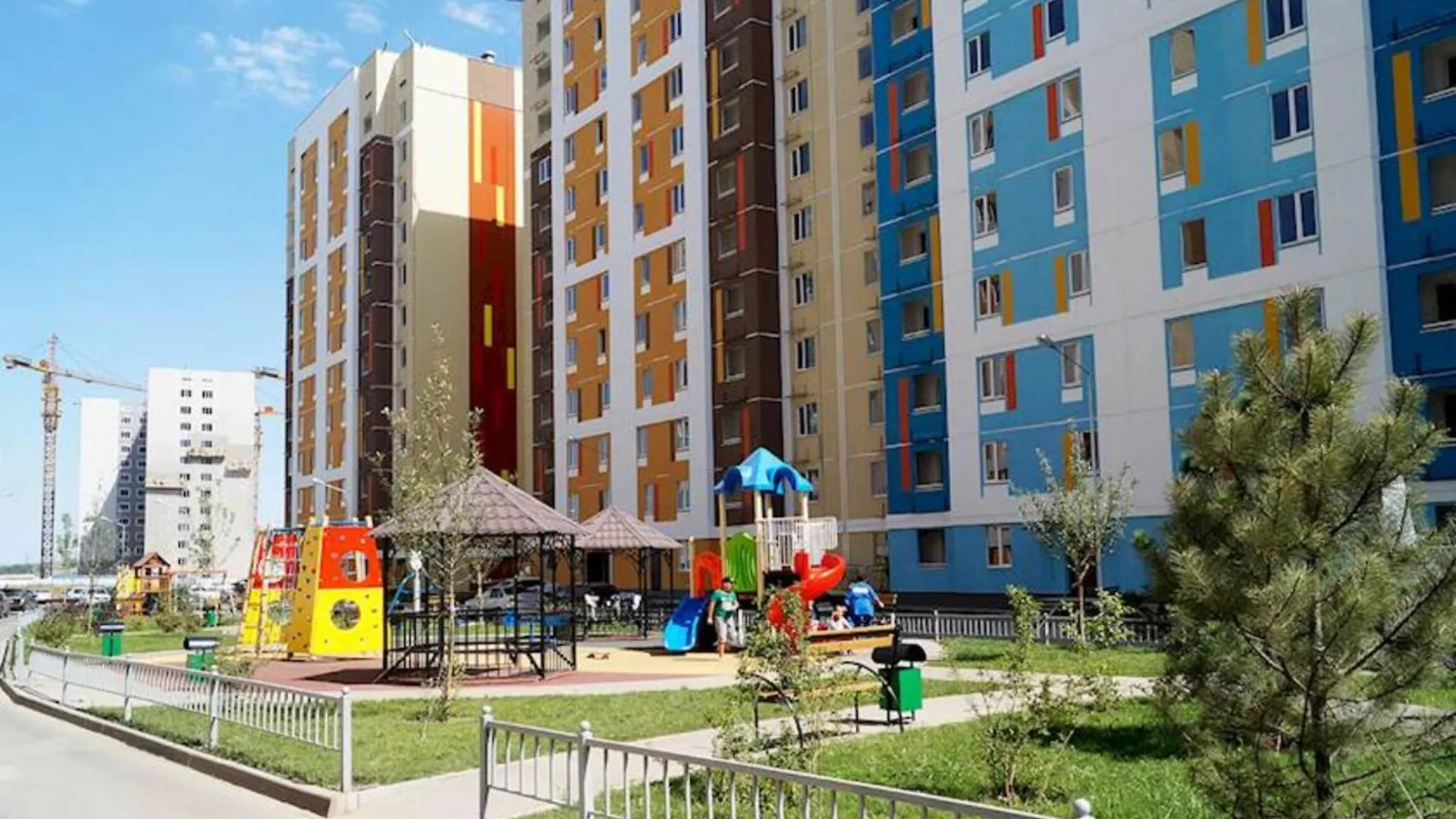 Жк Алмалы, Напротив Алматы Арены 87-68 Apartment Almaty